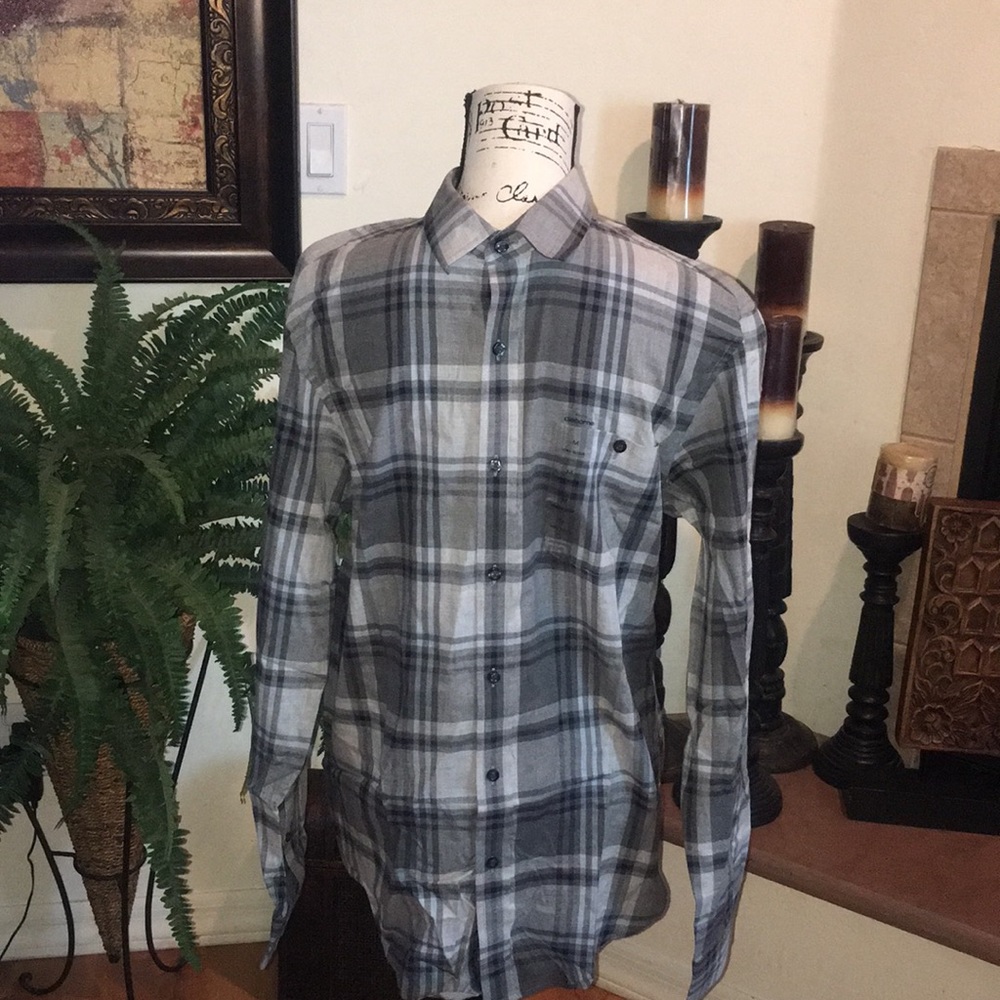 Claiborne gray button down shirt size medium